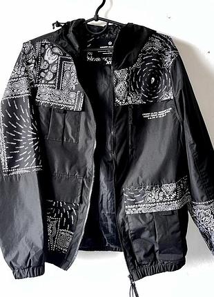 Cropp windbreaker bandana