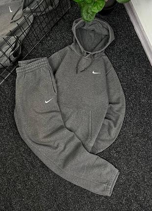 Спортивный костюм nike