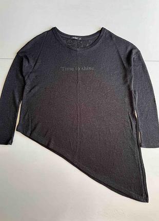 Нарядный женский свитер туника bershka с асимметричным низом и разрезом, чёрный с люрексом, размер m