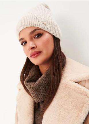 Шапка 3