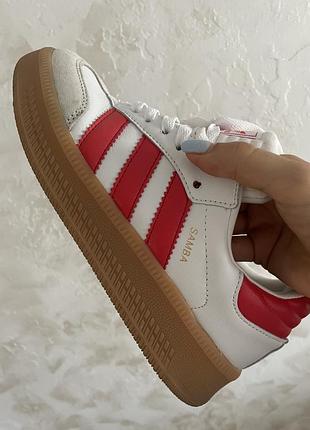 Кросівки adidas samba, з червоними вставками, 38розмір, підійдуть на весну, літо і осінь