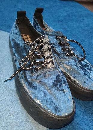 Велюровые кеды reserved