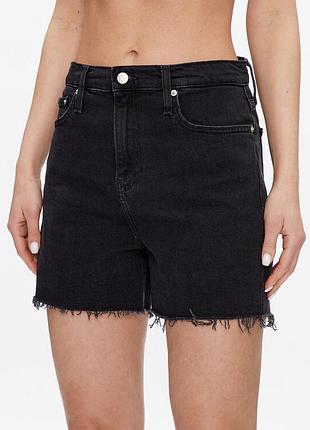 Джинсовые шорты с вываренным эффектом