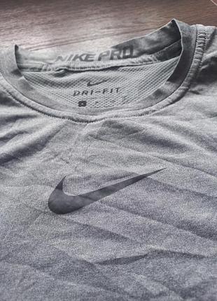 Футболка спортивна nike 2
