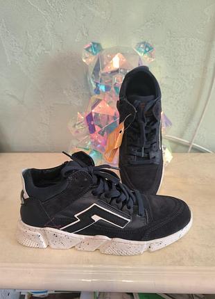 Кросівки фірми red rag замшеві для хлопчика