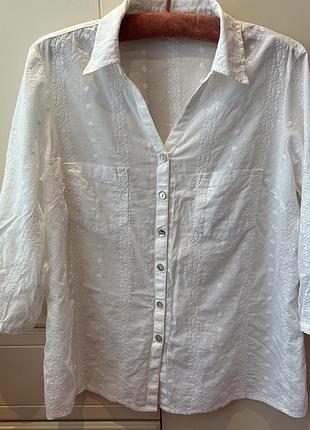 Рубашка блузка  біла з вишивкою