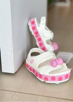 Крокс сандалі білі дитячі crocs crocband cruiser pet sandal  white pink tweed