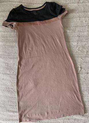 Трикотажное красивое платье