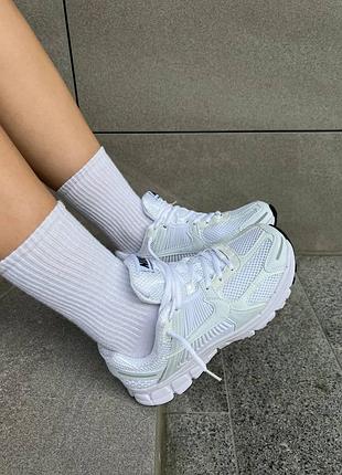 Кроссовки nike zoom vomero 5 white