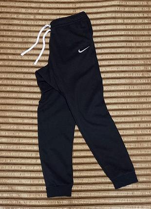 Спортивні штани nike pants/trousers на манжетах/резинках