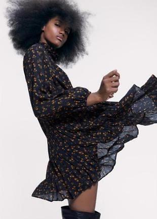 Платье zara платье в цветы оверсайз свободное