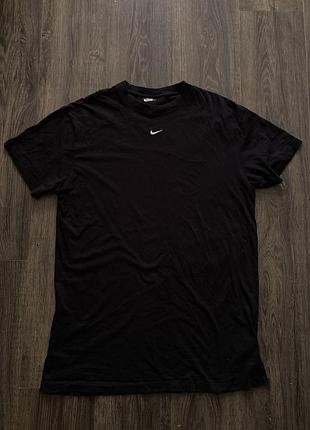 Футболка nike центр лого