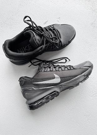 Nike air max pulse roam black