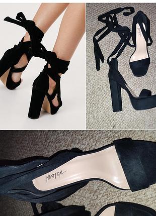 Босоножки с завязками nasty gal