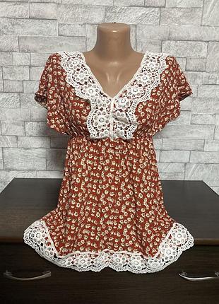 Блуза в цветочный принт кружево