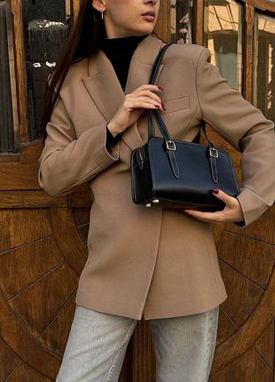 Стильна чорна невелика сумка дівчача, сумка з ручками та ремінцем, шкіряна сумка чудово виглядає