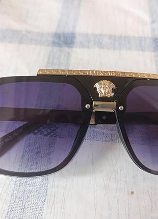 Солнцезащитные очки