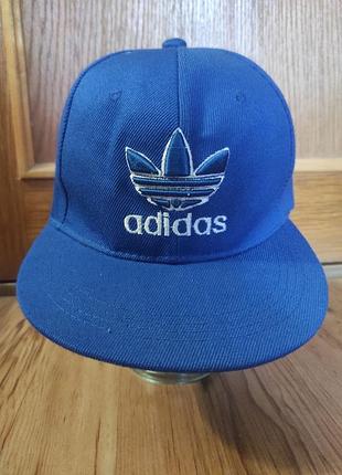 Бейсболка синяя взрослая.