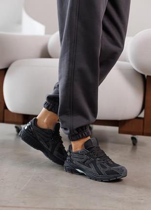 New balance жіночі
