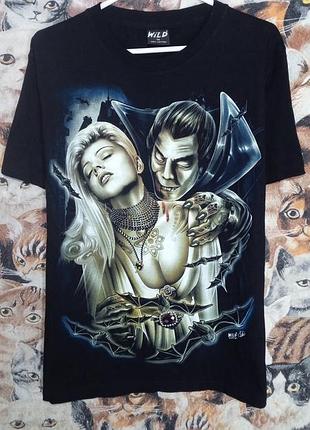 Вампирская футболка wild