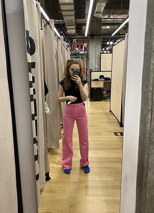 Джинси рожеві bershka