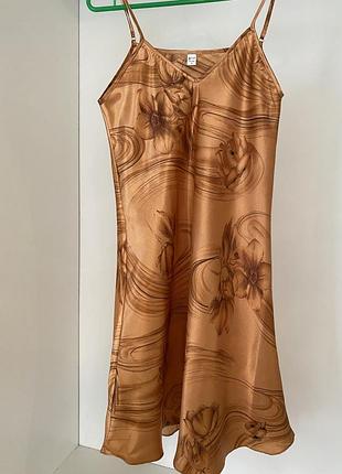 Ночная рубашка атласная карамель