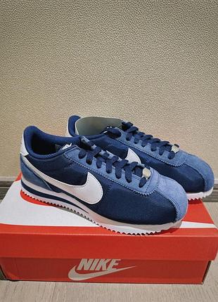 Кросівки nike cortez  ,оригінал.