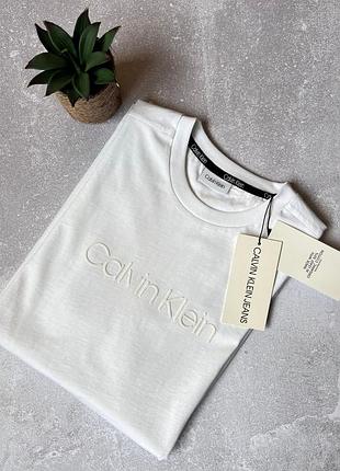 Футболка calvin klein
