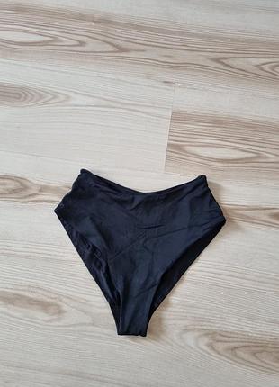 Шикарные итальянские трусики бразилиана