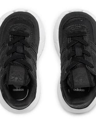 Кросівки для немовлят adidas