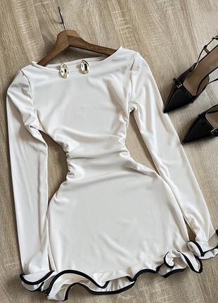 Сукня трендова біла з рюшами xxs/xs/s