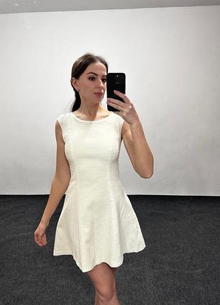 Платье zara со свободным низом