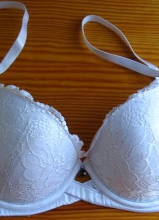 Бюстгальтер 75в белый плотный, на косточках, кружево цветы, съемные бретели. balaloum