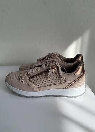 Кроссовки женские esprit