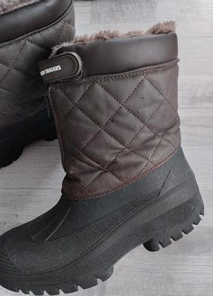Резиновые сапоги