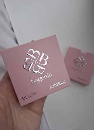 Румяна bogenia