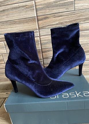 Новые велюровые ботильоны лодочки marks & spencer 37-37,5