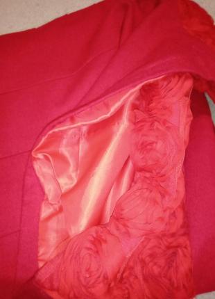 Шерстяное платье на подкладке с текстильными розами8 фото