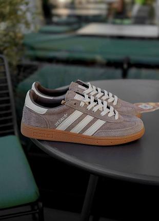 Женские кроссовки кеды adidas handball spezial earth strata gum