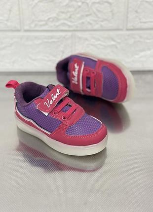 Кросівки на дівчинку кросівки для дівчат кеди на дівчинку мокасини сліпони дитяче взуття весінні кросівки