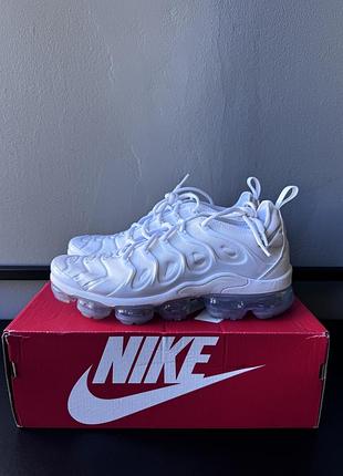 Кроссовки женские nike vapormax plus