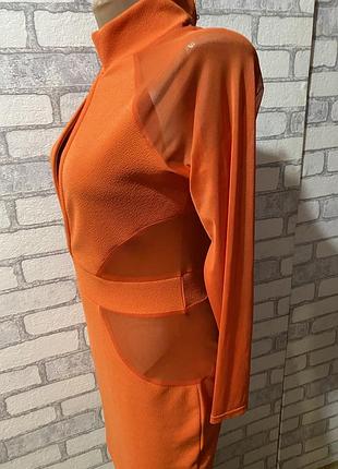 Платье  оранжевое с вставками сетка  prettylittlething
