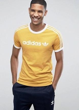 Футболка adidas