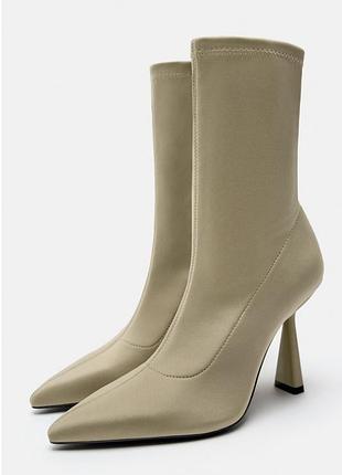 Текстильные ботинки zara3 фото