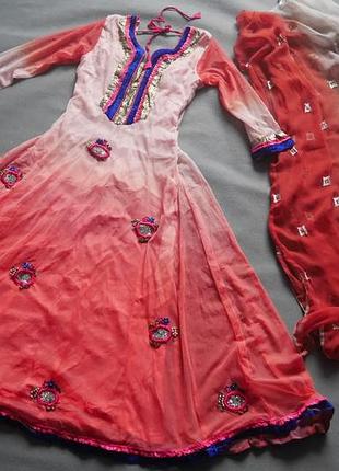 Детский индийский восточный костюм. сари.