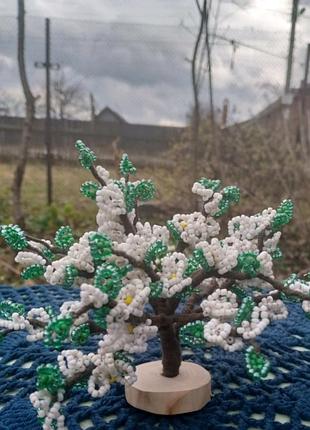 Белое дерево из бисера 12см