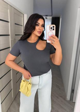 Футболка у рубчик