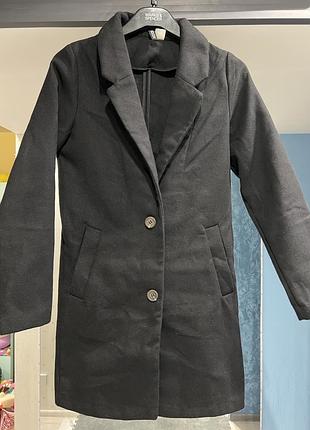 Пальто чорне