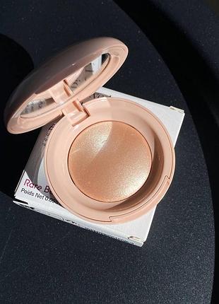 Хайлайтер Dolce & Gabbana silky touch highlighter exhilarate