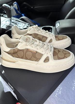 Кроссовки coach
